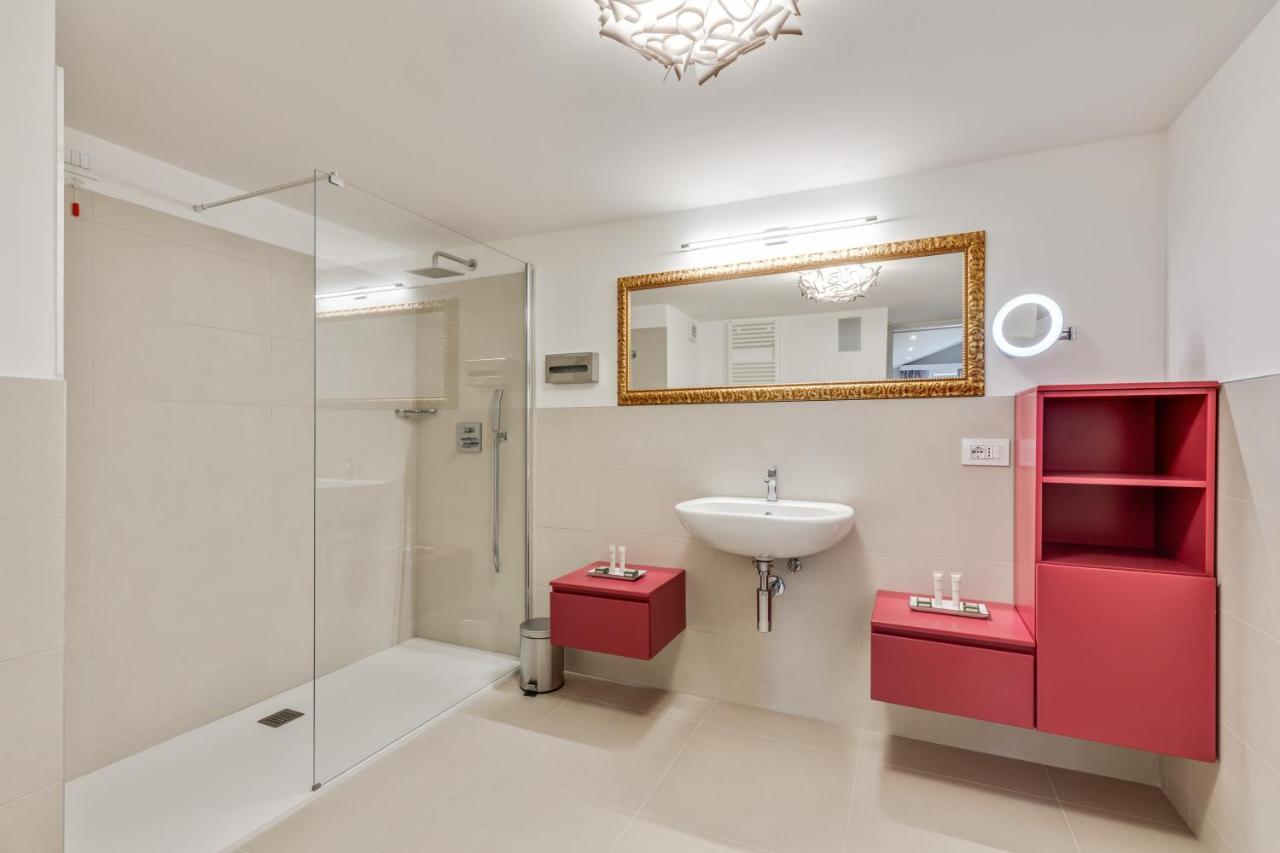 Oriana Homel Udine Exteriör bild
